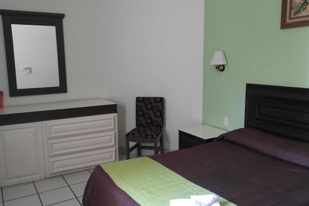 Hotel El Roble Tuxtla Gutiérrez Exteriér fotografie